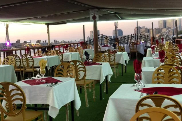 dubai canal cruise