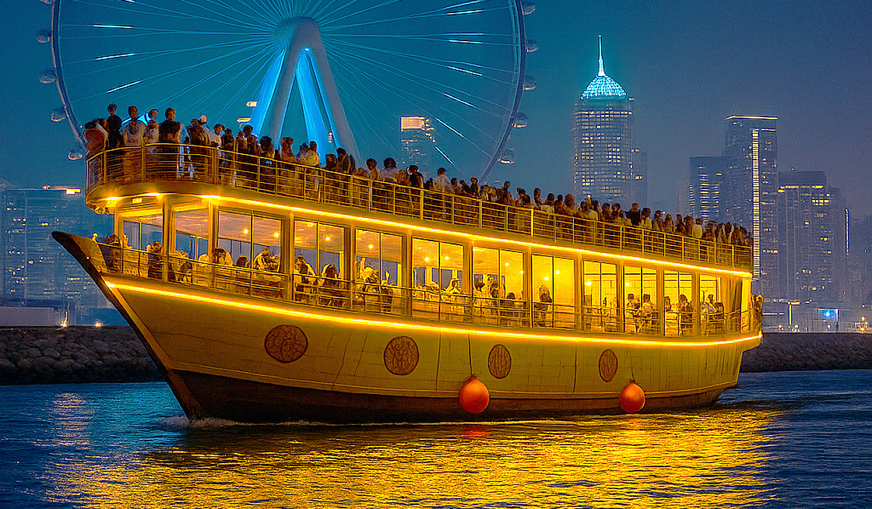 sunset vs evening dhow cruise Dubai